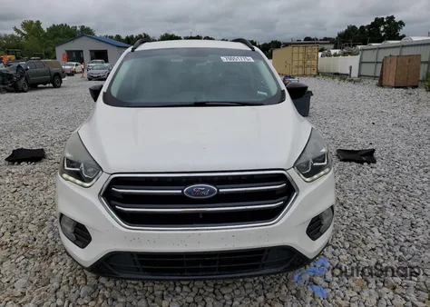 2019 Ford Escape Se z USA, uszkodzony, nr VIN 1FMCU9GD6KUC33502